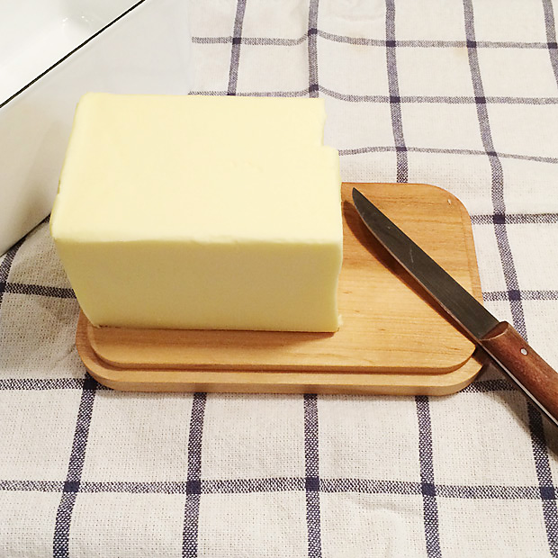 野田琺瑯のバターケース