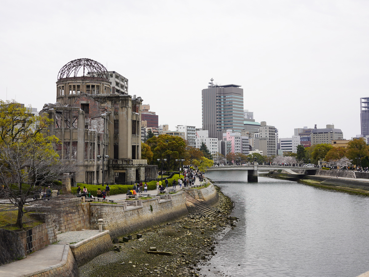 娘と広島（平和記念公園と厳島神社）に行ってきた-原爆ドーム