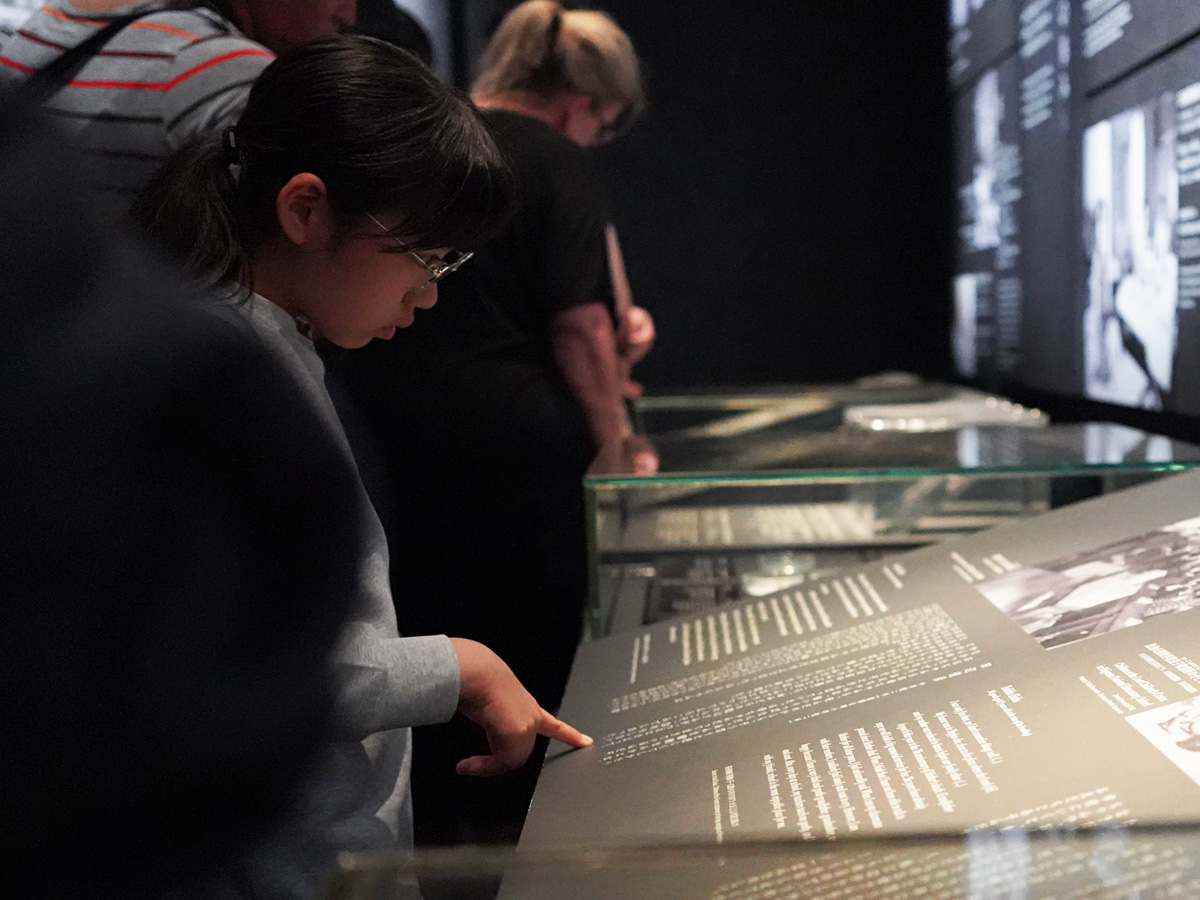 娘と広島（平和記念公園と厳島神社）に行ってきた-広島平和記念資料館