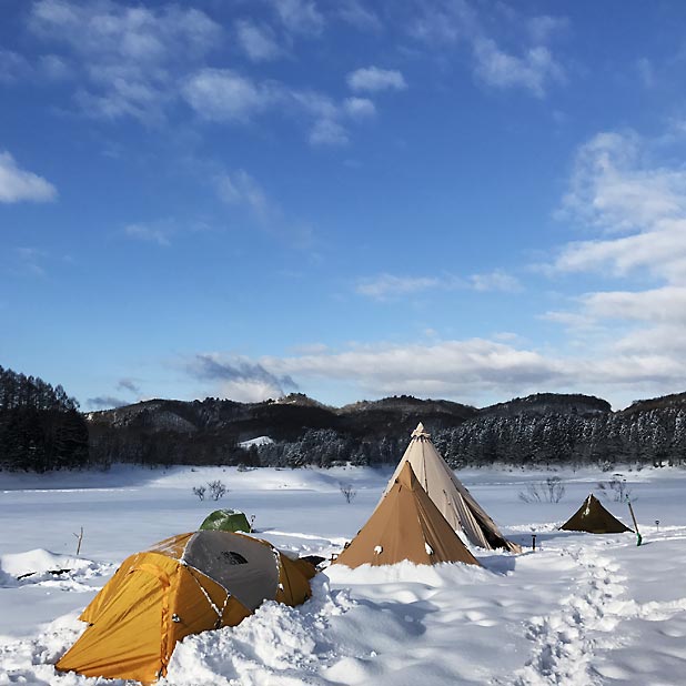 CAMP HOUSE/恩原高原での雪中キャンプ-翌朝は快晴！