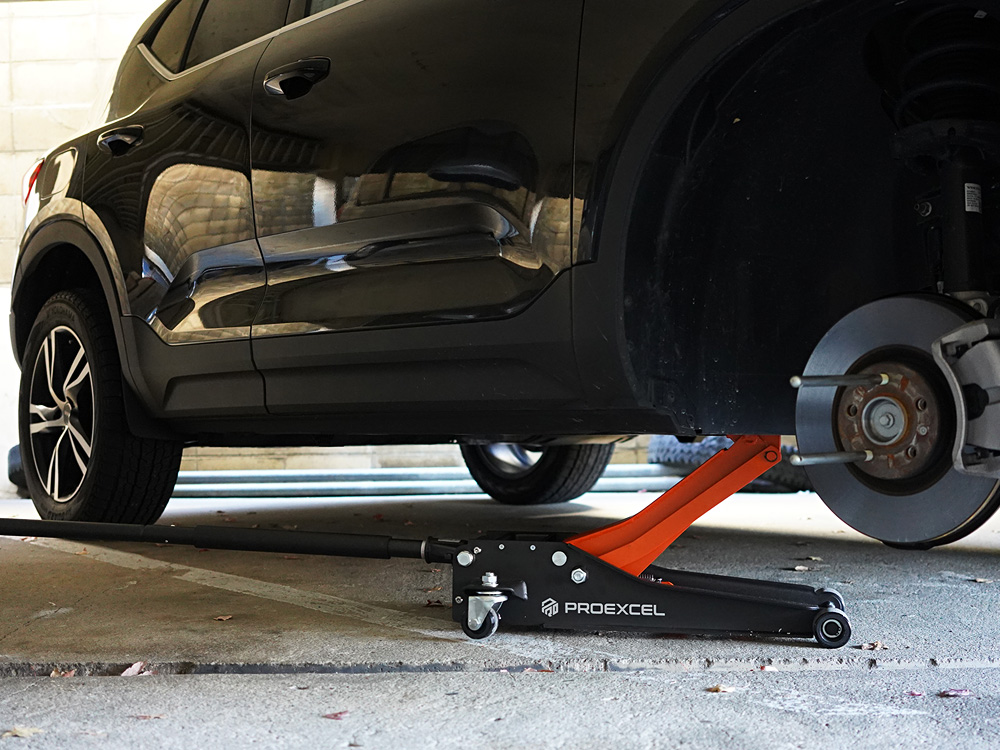 BAL（大橋産業）PROEXCEL 油圧ガレージジャッキ 7502を使ったタイヤ交換