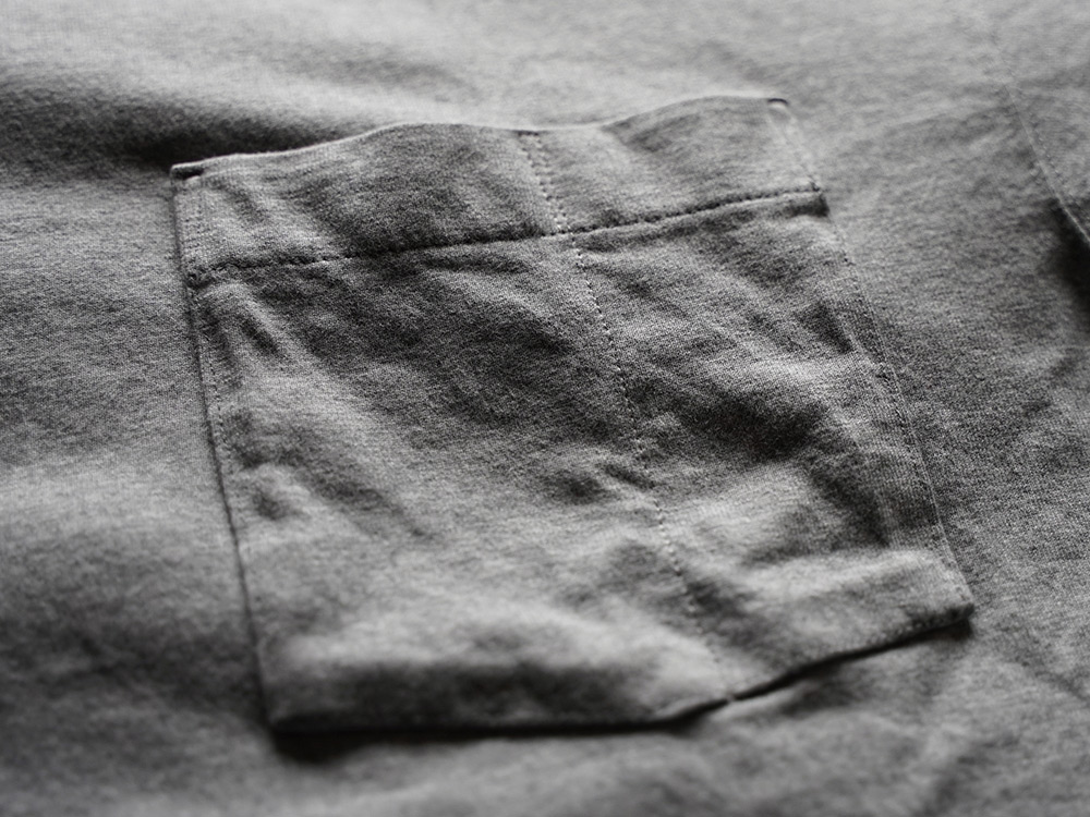 CAMP HOUSE - Tシャツのポケットを縫って二分割してみた