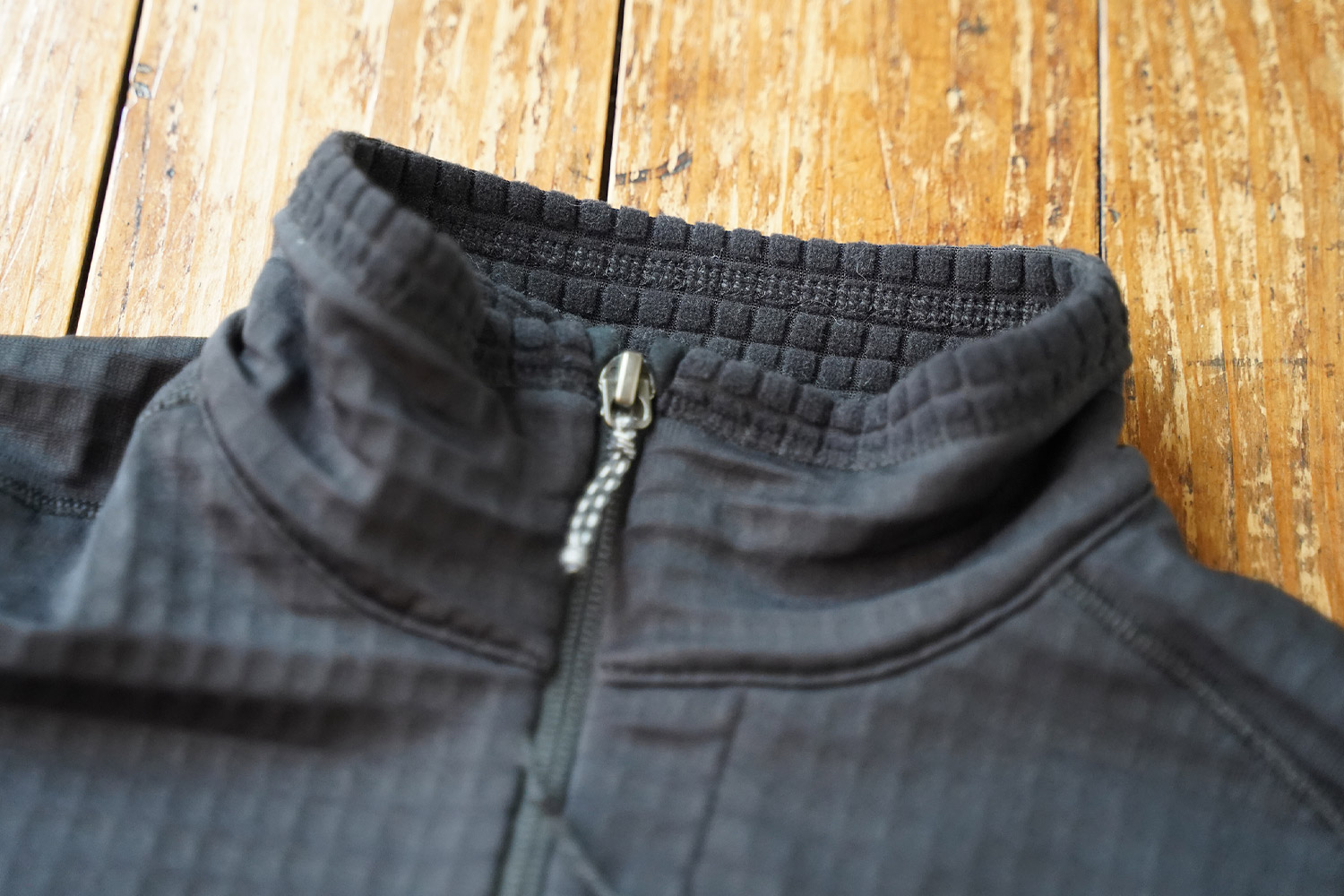 CAMP HOUSE キャンプハウス パタゴニア メンズ R1 ベストを買ってみた 首周り