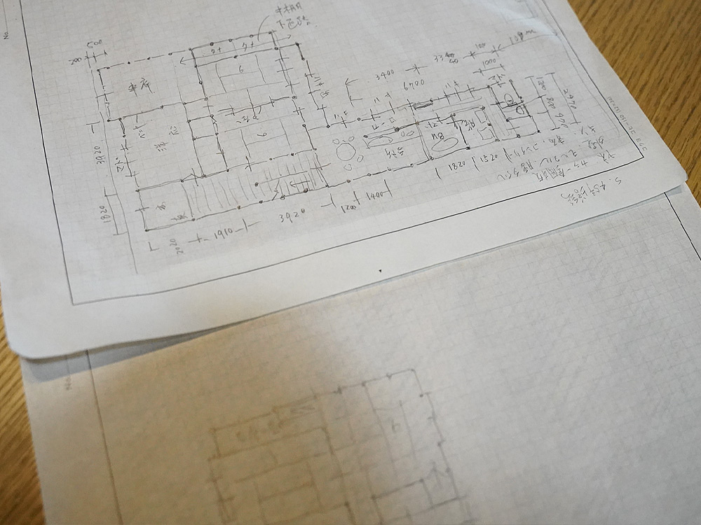 耐震診断中の業者さんがその場でつくった図面