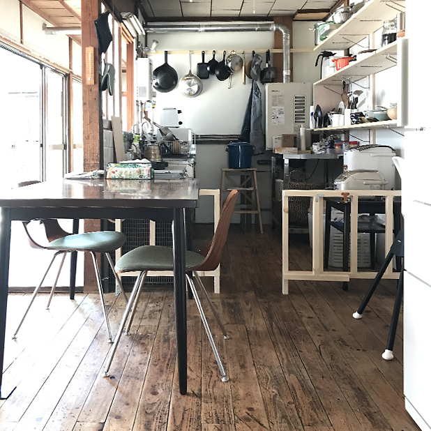 CAMP HOUSE/T町ハウスの新しい台所+食堂